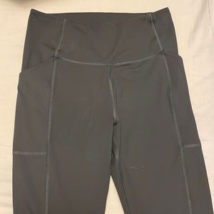 Girlfriend Collective moon compressive pocket leggings